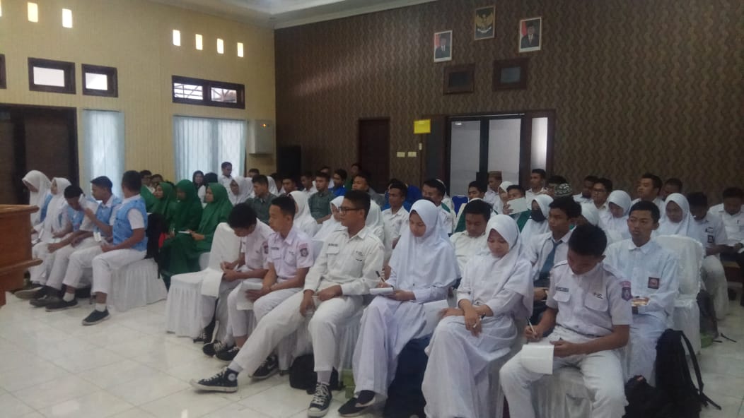 Kesbangpol Provinsi Gorontalo Permantap Ideologi Pelajar