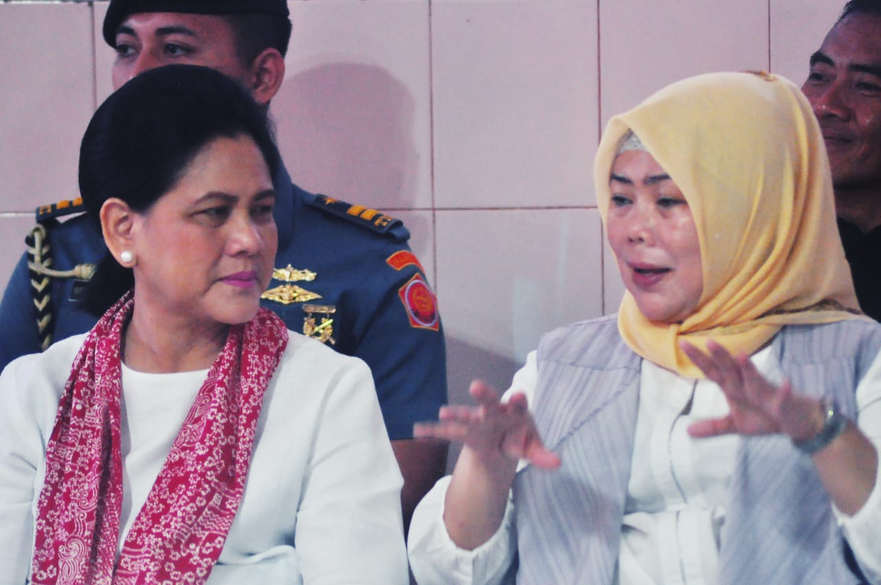 Pesan Singkat Ibu Negara Kepada Istri Gubernur Gorontalo