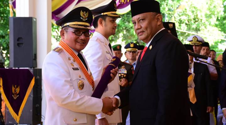 Gubernur Lantik Wali Kota dan Wakil Wali Kota Gorontalo