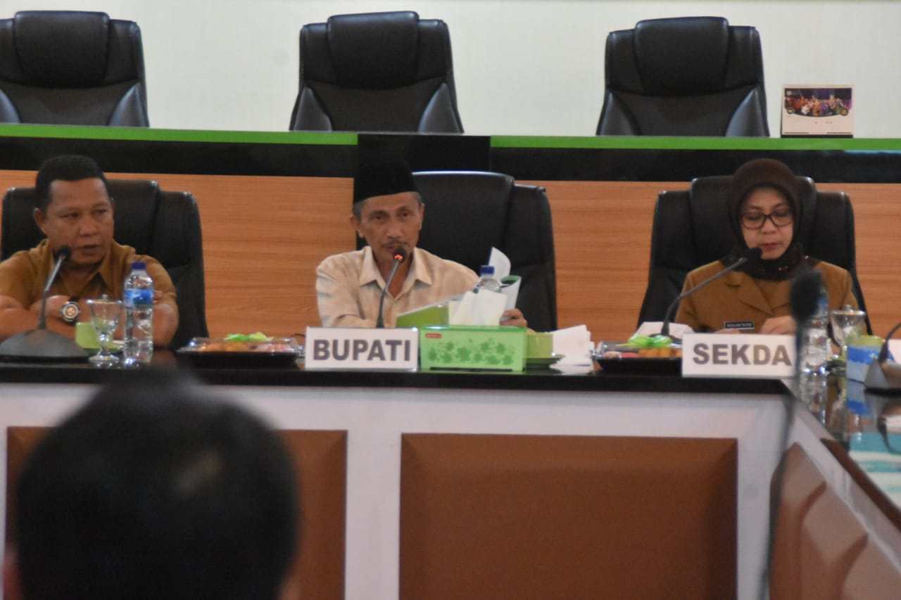 Bupati Gorontalo Akan Menaikkan Tunjangan PNS
