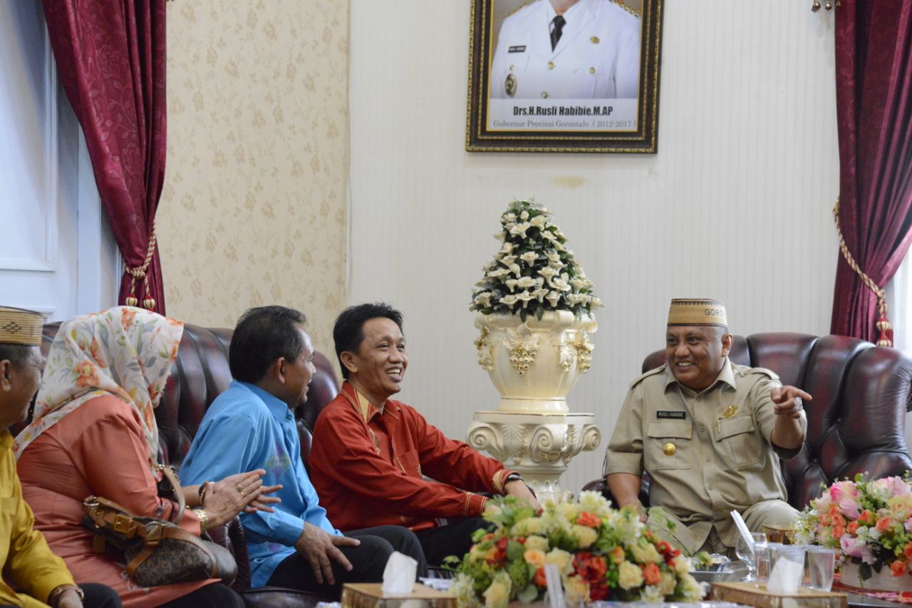 Gubernur Gorontalo Dukung Siapapun Rektor UNG Terpilih