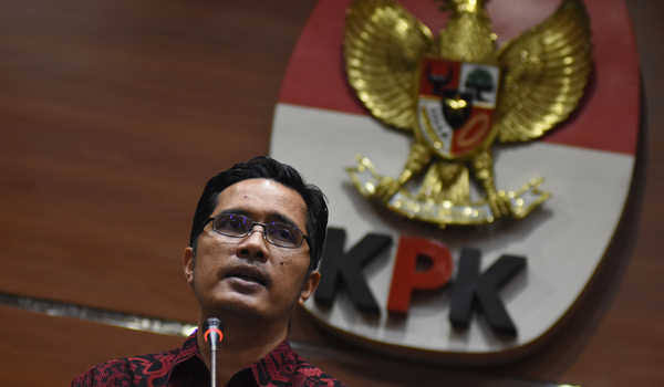 KPK Temukan Uang Ratusan Juta Dalam OTT Bupati Indramayu