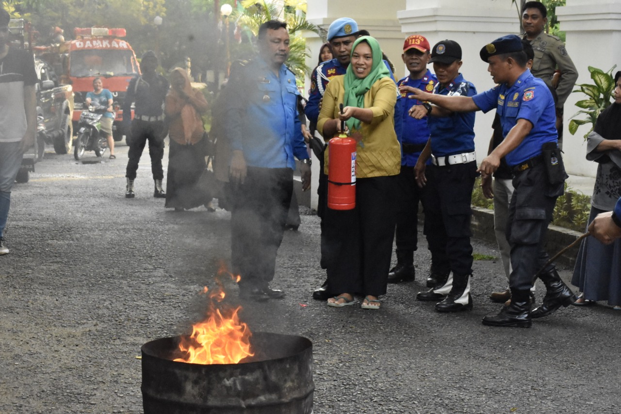 BPBD Kabupaten Gorontalo Gelar Simulasi Penanganan Kebakaran