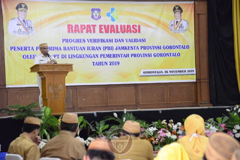 Gubernur Gorontalo Minta Pemda Seriusi Data Kemiskinan