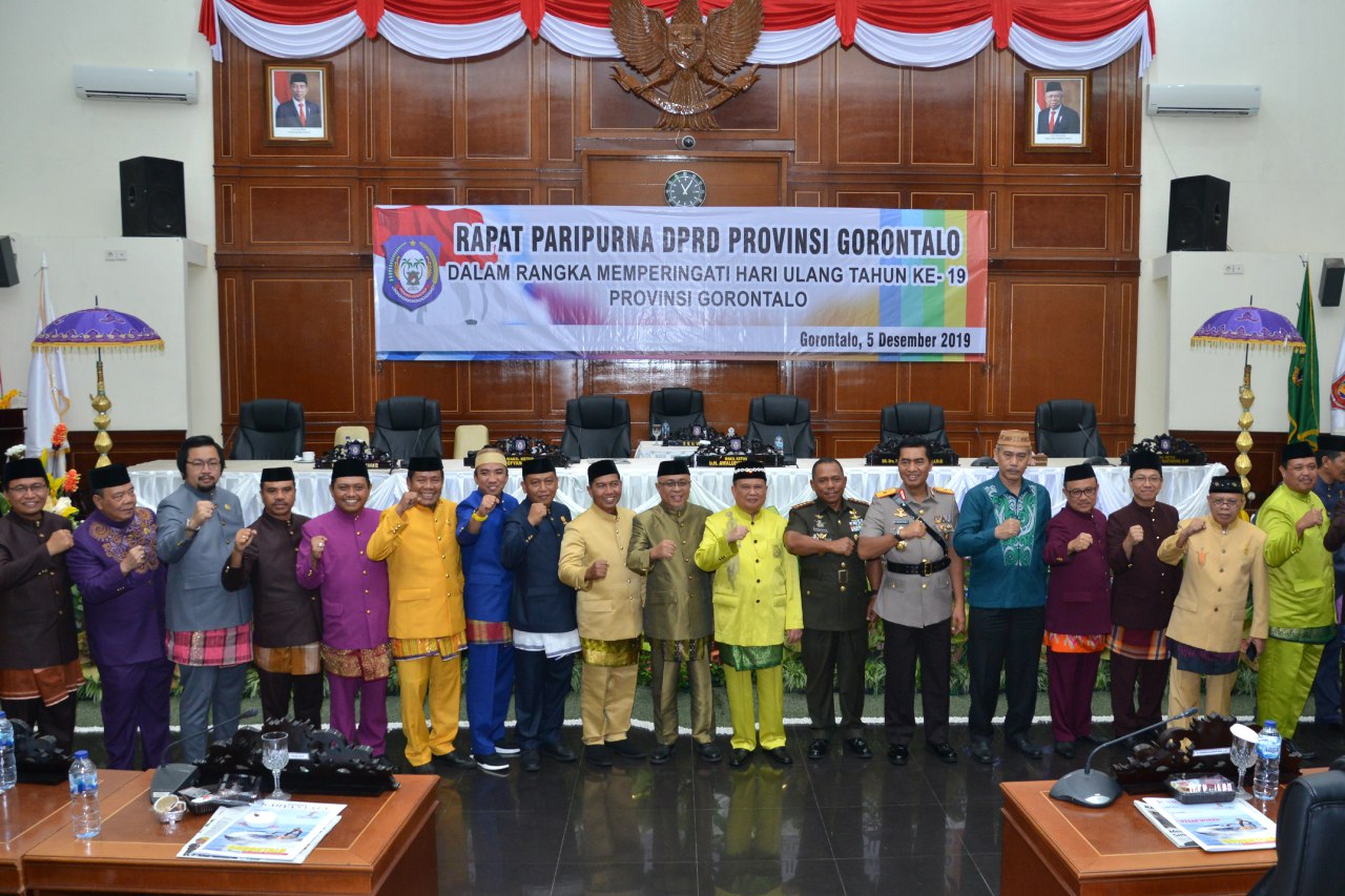 Rapat Paripurna HUT Provinsi Gorontalo yang ke-19
