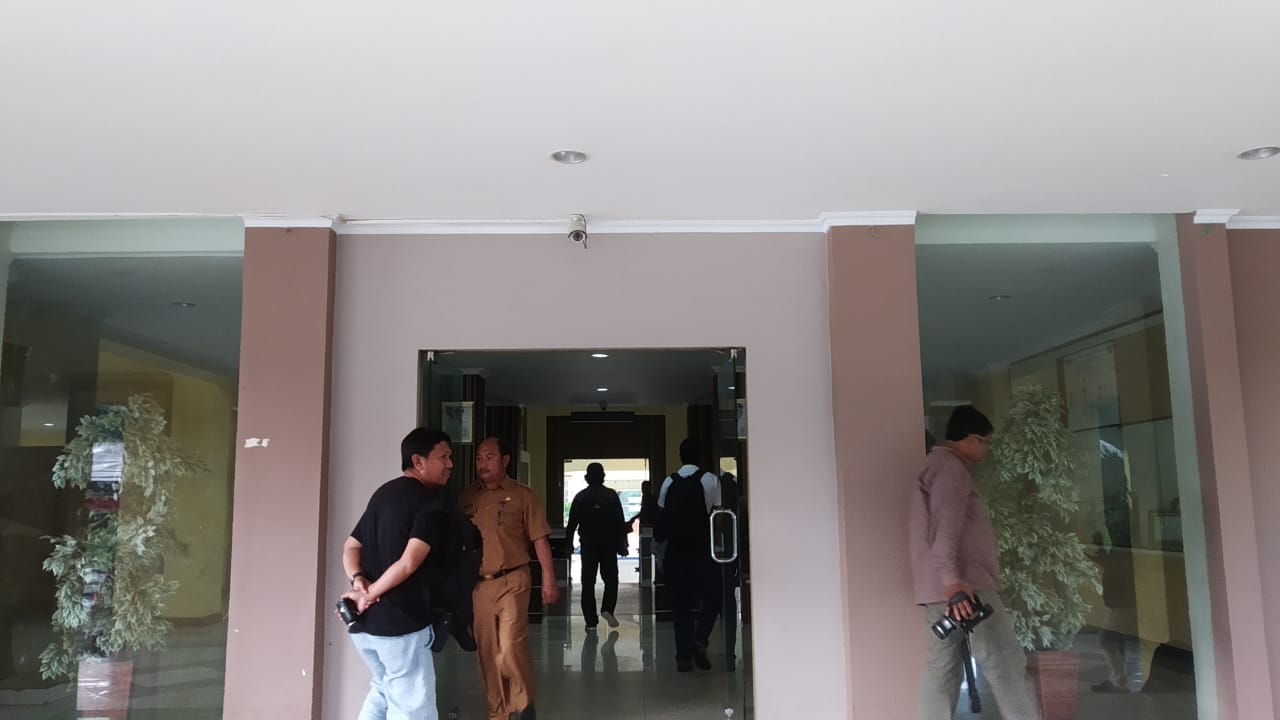 Menunggak Rp 81 Juta, Aliran Listrik di Kantor Bupati Gorontalo Utara diputus PLN