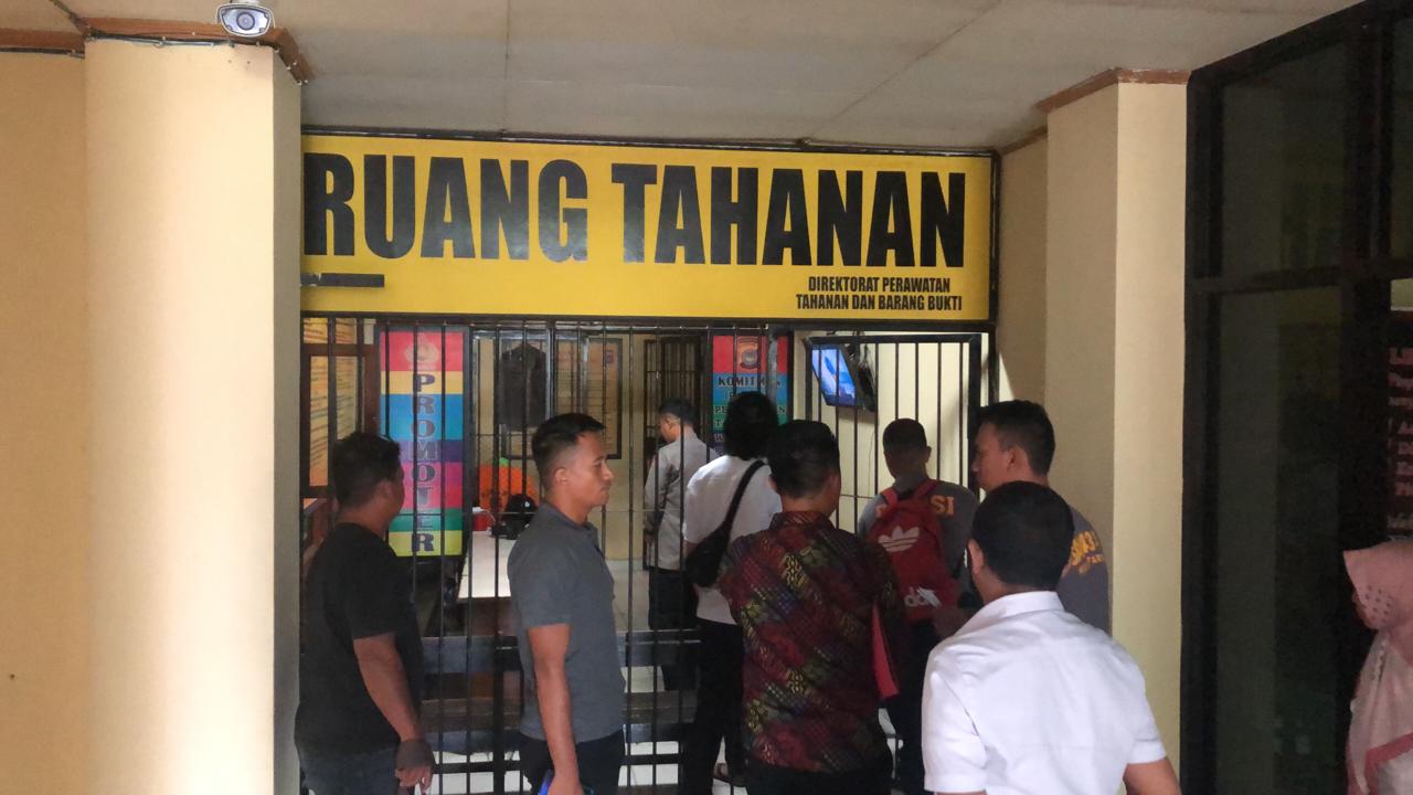 Polda Gorontalo Resmi Tahan Dua oknum Polisi Pelaku Penganiayaan