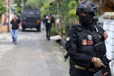 Densus 88 Antiteror Tangkap 8 Terduga Teroris Jaringan JAD di Papua