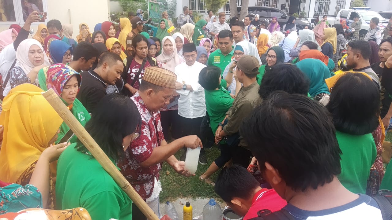 Alumni Pertanian Unsrat Sosialisasi Pupuk Organik di Kabupaten Gorontalo