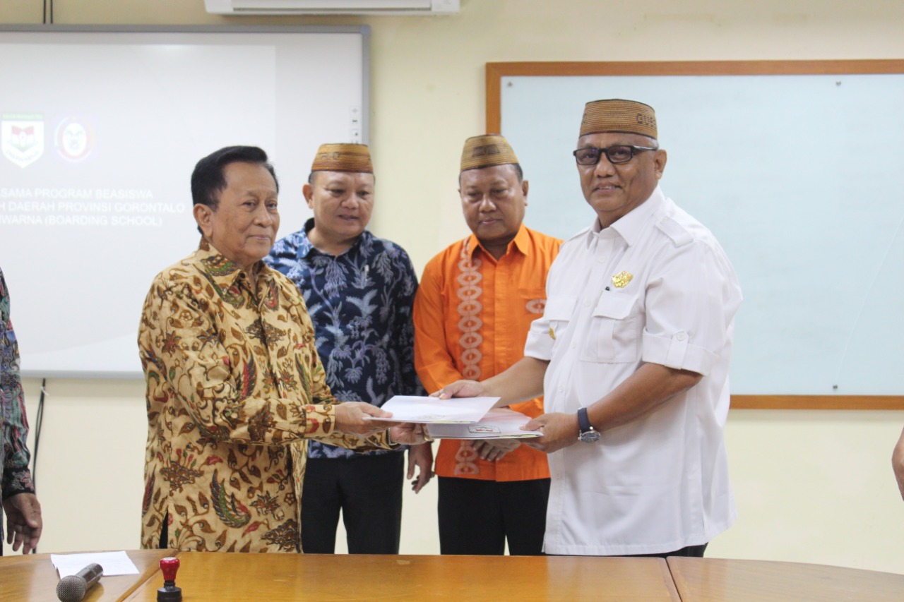 Pemprov Gorontalo – SMA Dwiwarna Bogor Perpanjang Kerjasama Beasiswa
