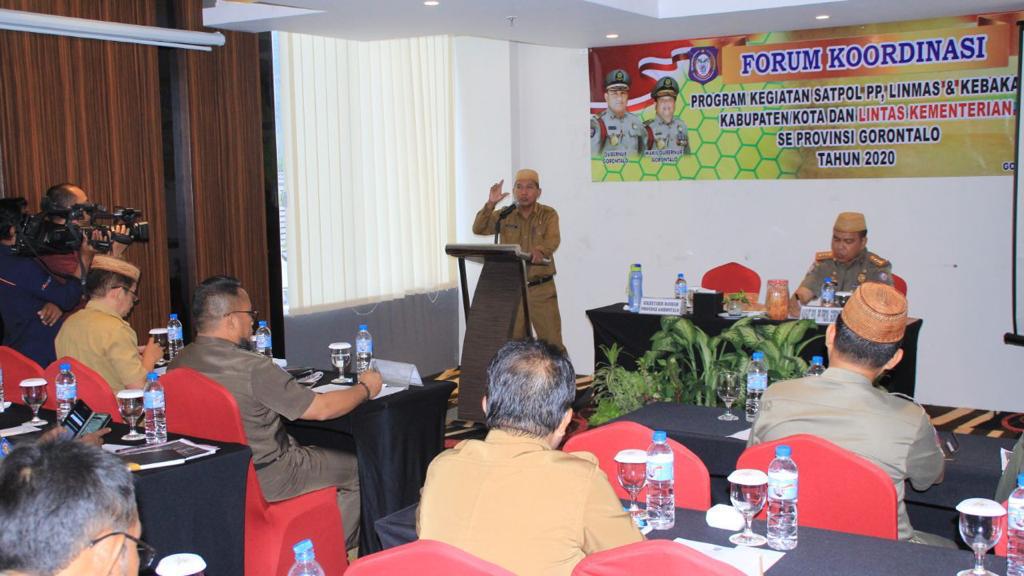 Darda Buka Forum Koordinasi Program Satpol PP se-Provinsi Gorontalo