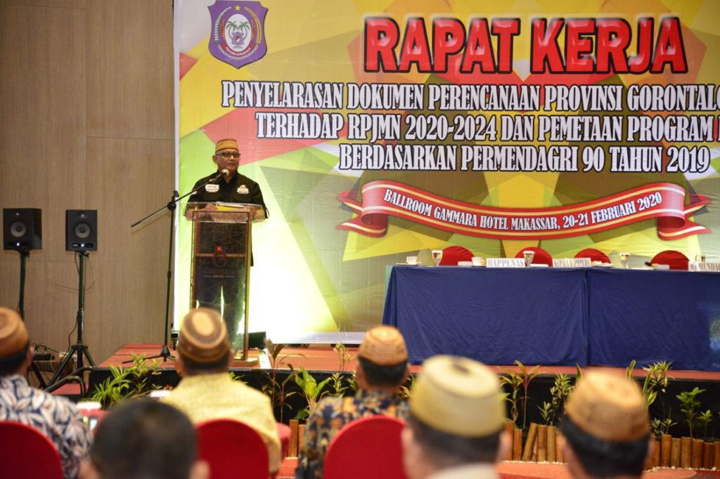 Gubernur Rusli Ajak Kepala Daerah Sinergi Bangun Gorontalo