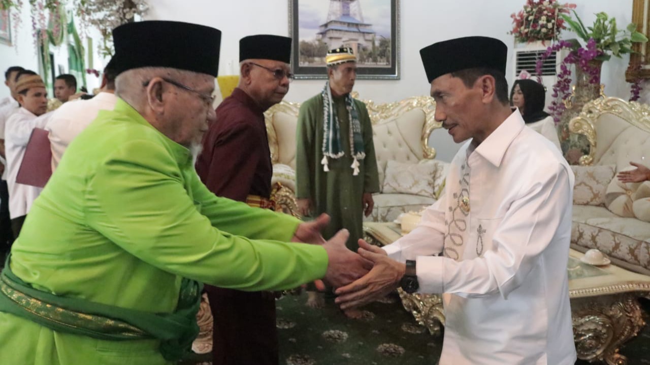 Bupati Gorontalo akan Terima Gelar Adat Pulanga