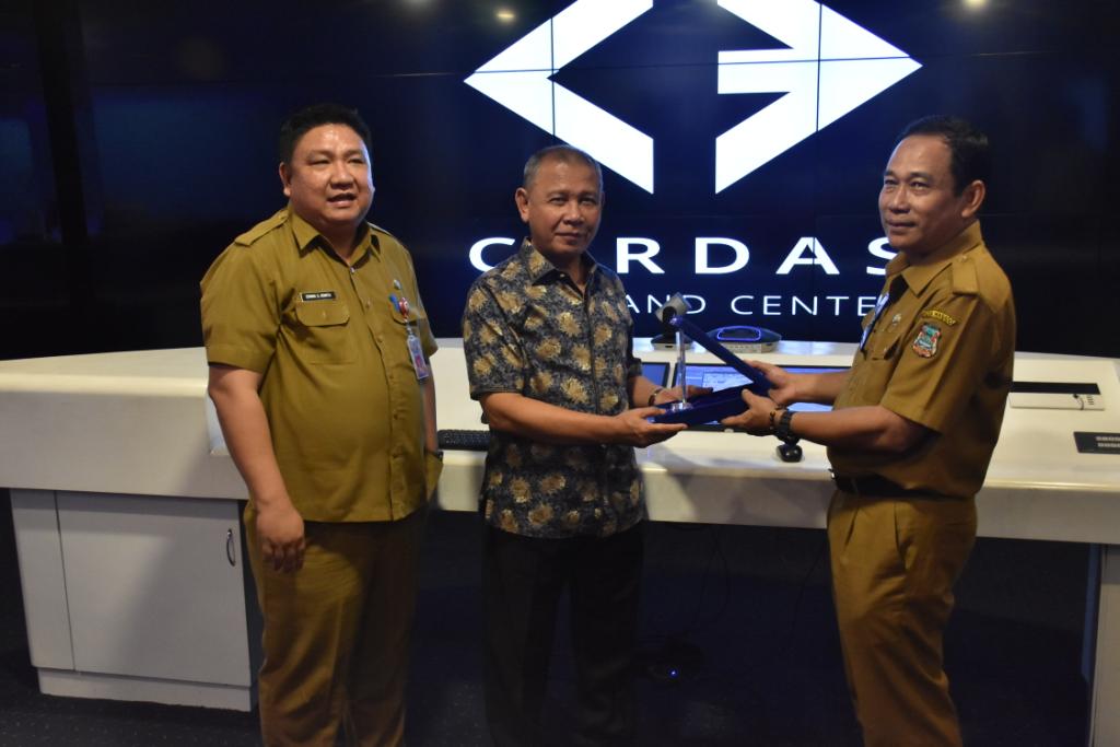 Amin Haras Tinjau Command Center Milik Pemerintah Kota Manado