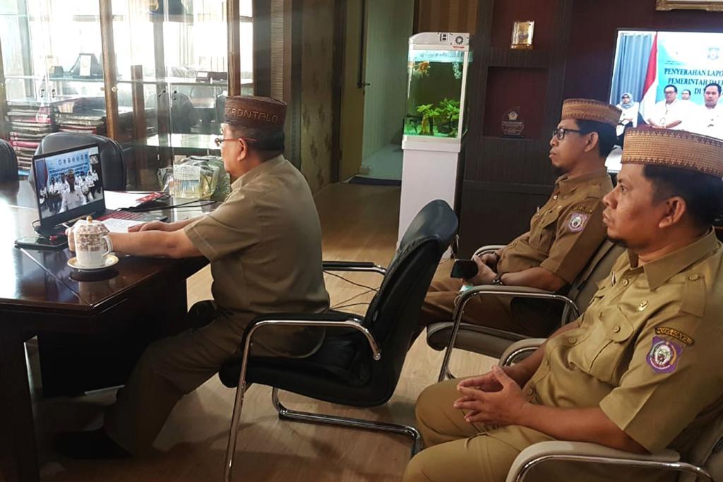 Wagub Gorontalo Serahkan LKPD Tahun 2019 ke BPK