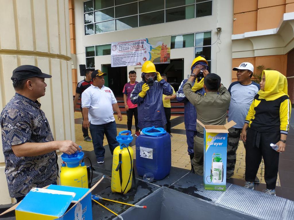 Lingkungan Kantor Gubernur Gorontalo Disterilisasi Cegah Corona