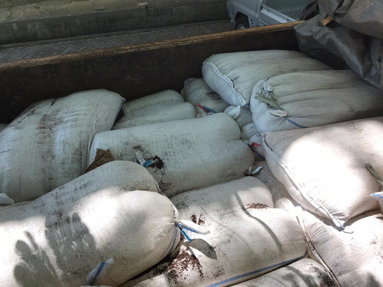 Polda Gorontalo Ciduk Sopir Truk Pembawa 5.400 Liter Miras