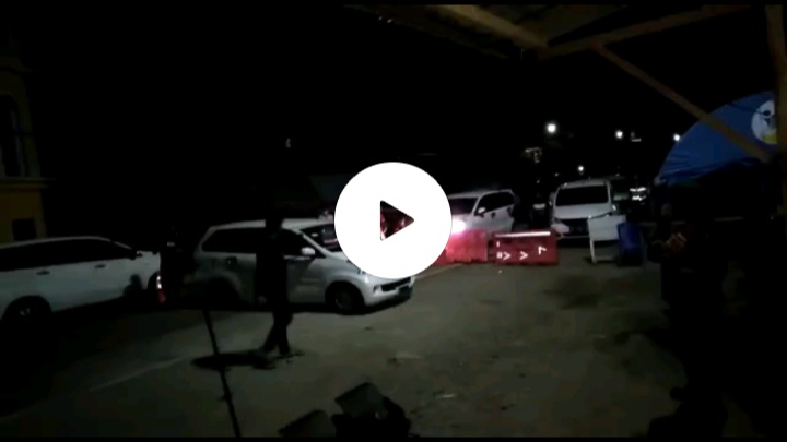 Video Kendaraan Terobos Perbatasan Gorut-Bolmut