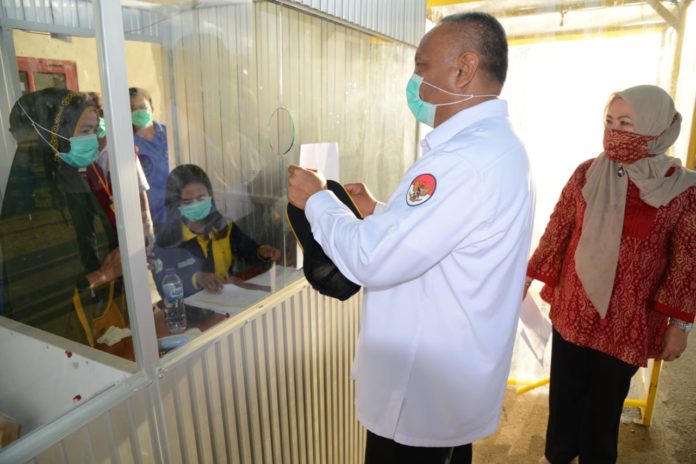 Gubernur Gorontalo Ikuti Protokol Kesehatan Saat Keluar Masuk Perbatasan