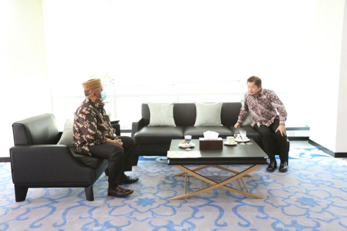 Rusli Undang Presiden dan Menteri Berkunjung ke Gorontalo