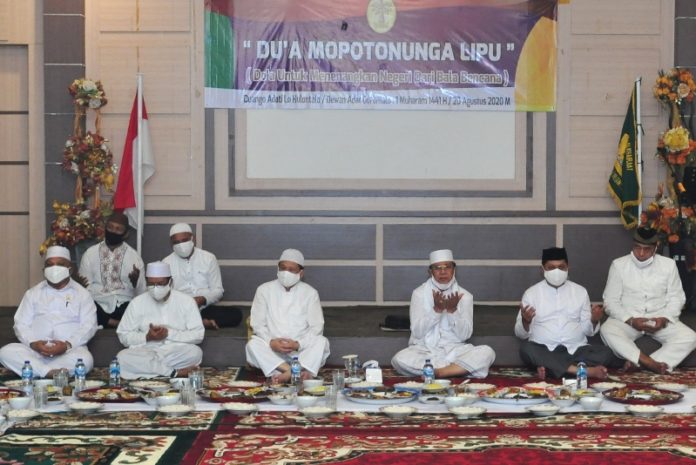 Dewan Adat Gorontalo Gelar Doa Mopotonunga Lipu