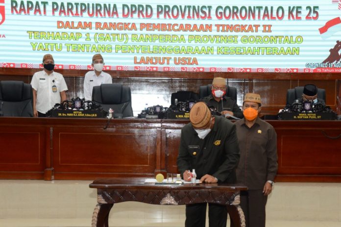 Gubernur Rusli Ajak DPRD Tangani Masalah Banjir di Gorontalo