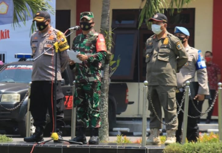 Dandim Blitar: TNI Harus Jadi Garda Terdepan Penegak Protokol Kesehatan