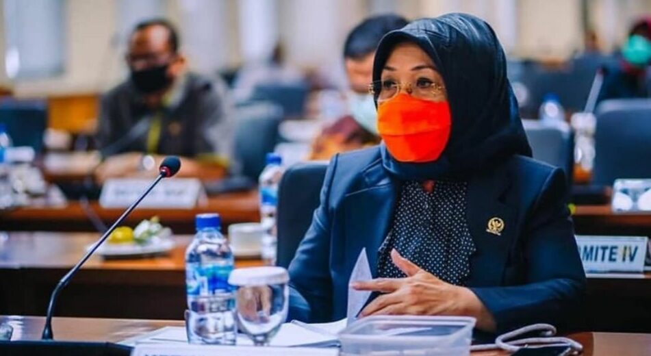 Senator DPD RI Sylviana Murni  Meminta Polisi Transparan 