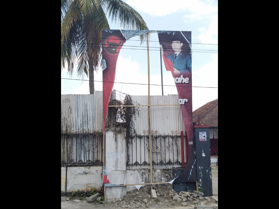 Tim Relawan Merapi Kecam Perusakan Banner Santoso-Tjutjuk