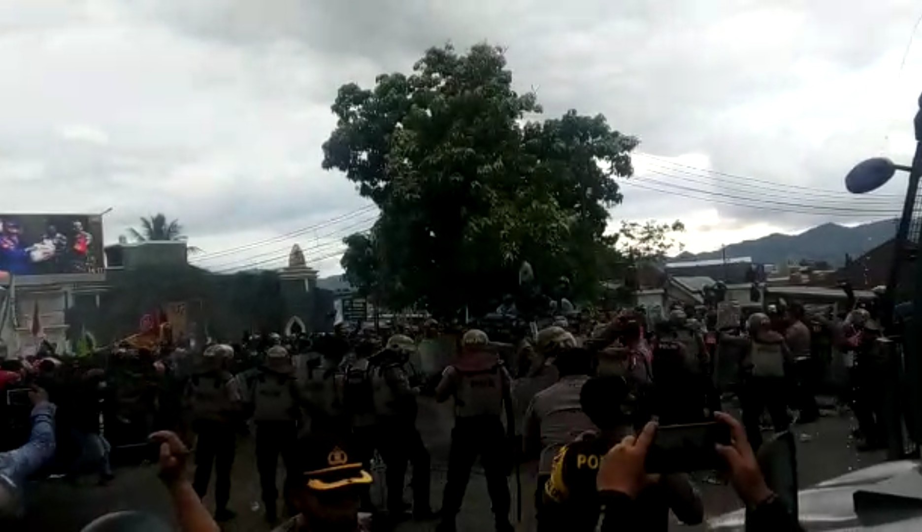 Demonstrasi Tolak Omnibus Law di Gorontalo Kacau