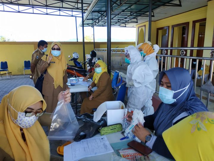 Dinkes Provinsi Gorontalo Lakukan Swab Test ASN dan PTT