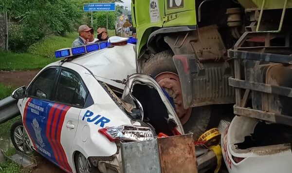 Kecelakaan Beruntun Kembali Terjadi, Salah Satunya Mobil Polisi