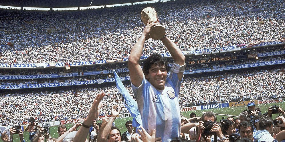 Legenda Argentina Diego Maradona Meninggal Dunia