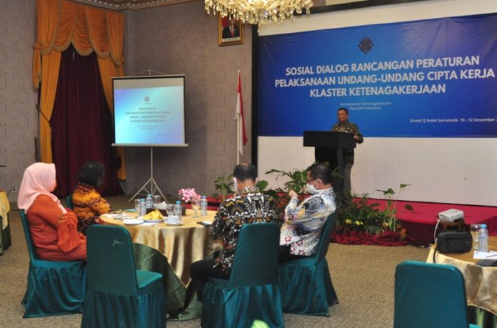 Pemprov Gorontalo Gelar Sosial Dialog UU Cipta Kerja Klaster Ketenagakerjaan