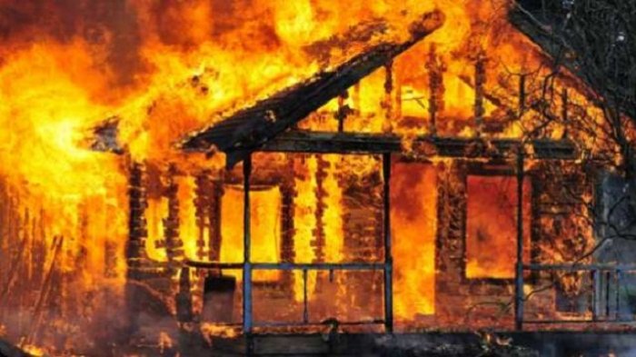 Satu Rumah di Pasar Minggu Terbakar, Dua Warga Dikabarkan Tewas