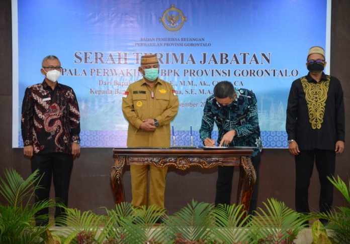Gubernur Rusli Hadiri Sertijab Kepala BPK Perwakilan Gorontalo