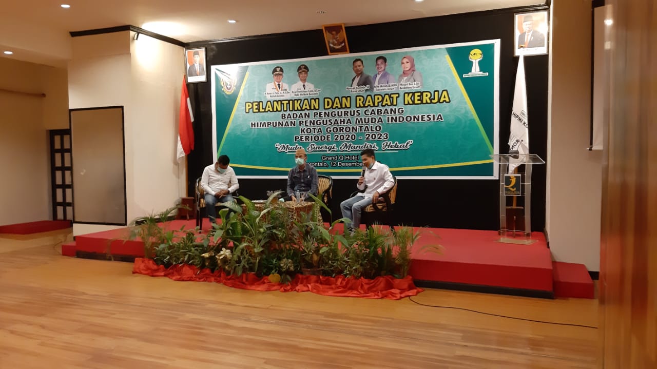 Sukses Berbisnis, Jaenal Mappe Beri Motivasi ke Pengurus HIPMI Kota Gorontalo
