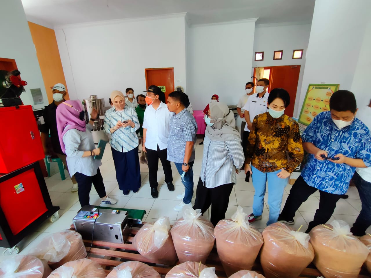 DPRD Provinsi Tinjau Rumah Produksi Gula Semut di Kabupaten Gorontalo