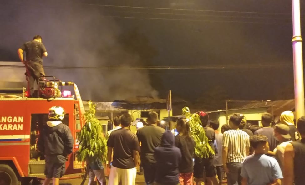 Flash News: Satu Rumah dan Warung di Gorontalo Alami Kebakaran