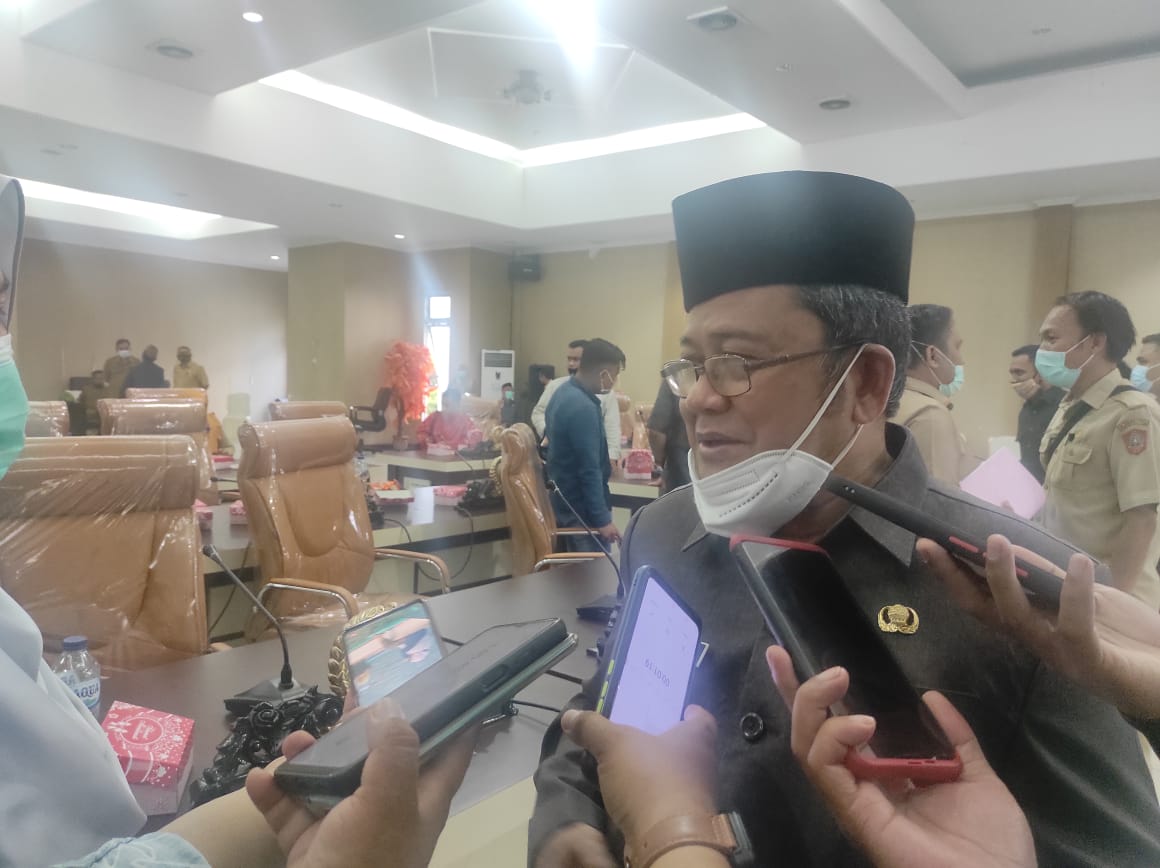 Bupati Gorut Sampaikan Tambahan Penjelasan Atas Interpelasi DPRD