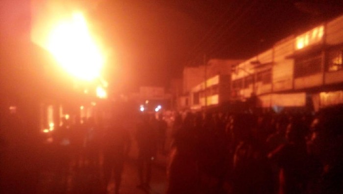 Kebakaran Hanguskan 11 Bangunan Ruko di Jalan Sudirman