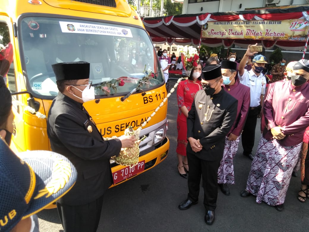 Hari Jadi Kota Blitar Ke-115, Wali Kota Launching Sejumlah Pelayanan Publik