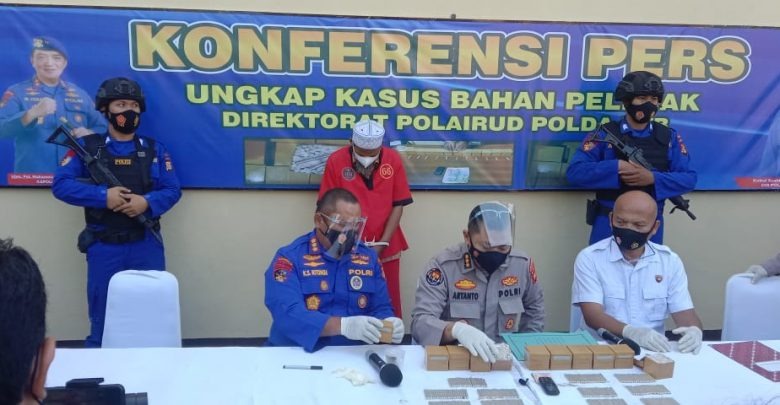 Polisi Amankan Ribuan Bahan Peledak di Lombok Timur