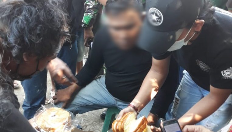 Seorang Warga Gorontalo Tertangkap Tangan Selundupkan Narkoba dalam Roti