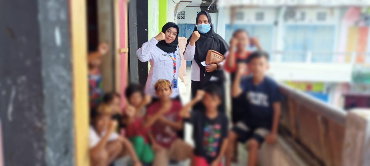 Dua Konselor BNNP Gorontalo Rehabilitasi Anak-anak Pecandu Eha-Bond