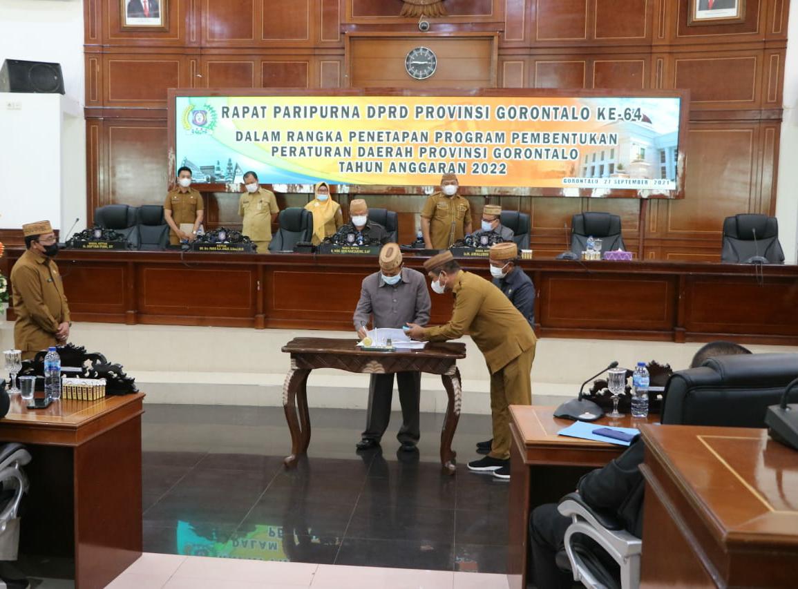DPRD Provinsi Gorontalo Sahkan 15 Ranperda 