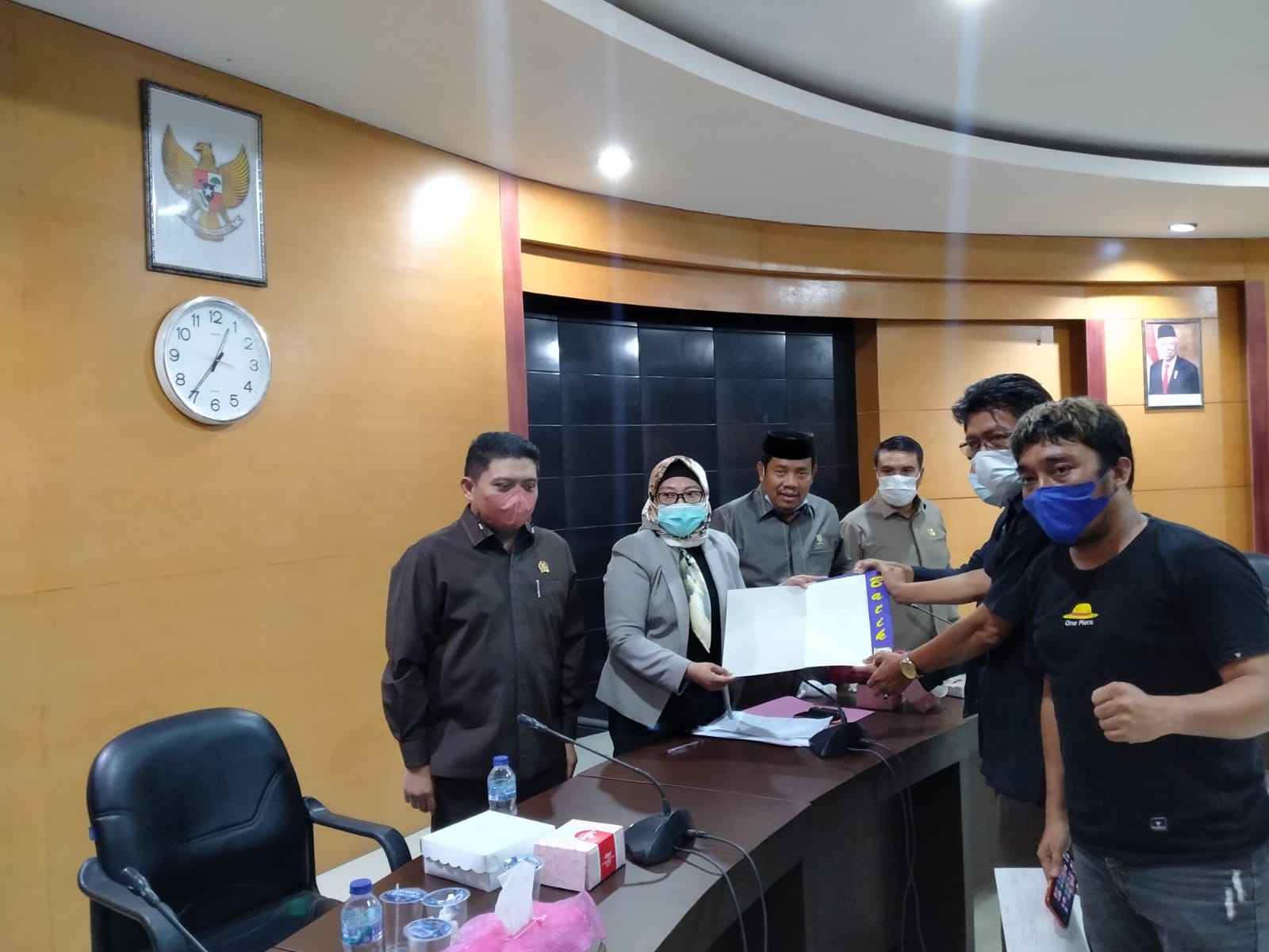 READ.ID - Pekerja Seni dan UMKM meminta kepada DPRD Provinsi untuk tidak lagi perpanjang PPKM di Gorontalo.