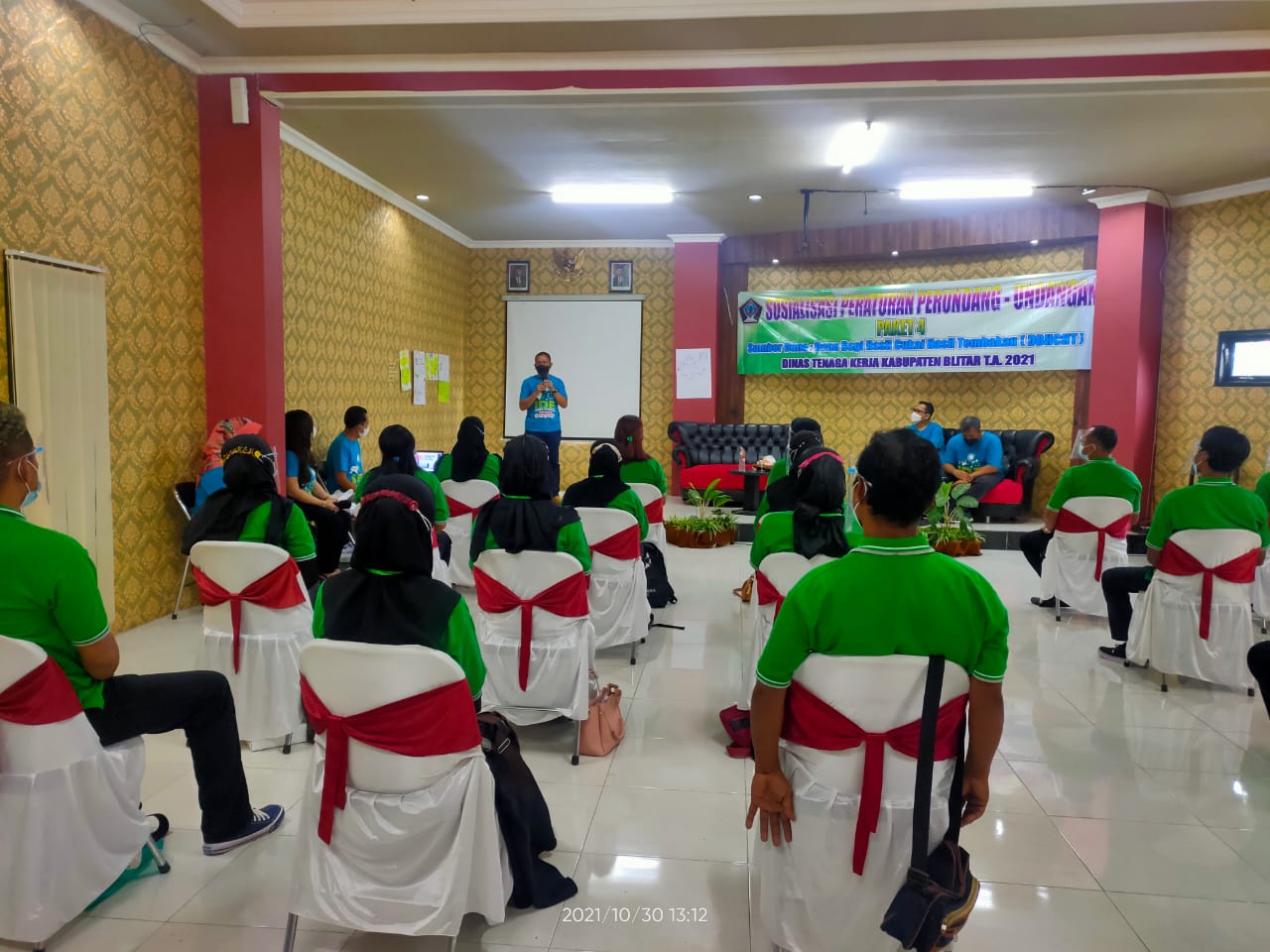 Disnaker Kabupaten Blitar Gelar Pelatihan Bagi Eks PMI Dan Calon PMI Untuk Menjadi Wirausahawan