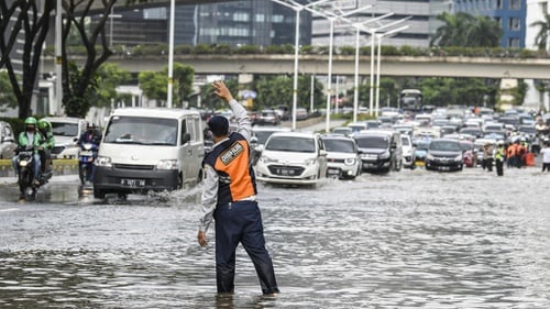 Data Banjir Jakarta Hari Ini, Mencapai 21 Rt Terendam, Kelurahan Pluit Sampai 11 Rt?