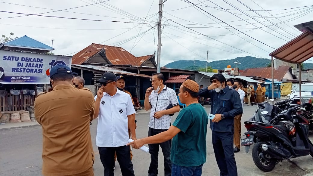 DPRD Kota Gorontalo tinjau langsung Aduan Perbaikan Jalan yang tidak sesuai